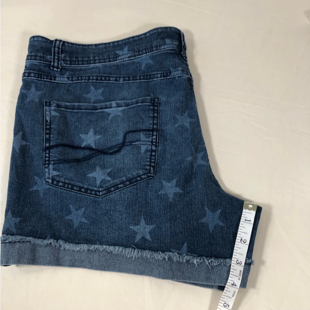 Faded Glory Star Print Denim Shorts Sz 14 - Picture 8 of 8